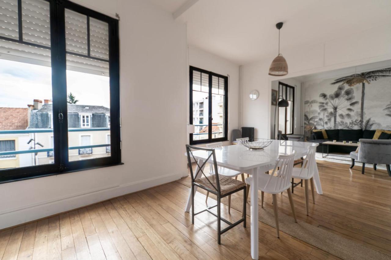 Residence Le Paris - Appartements Centre Ville 비시 외부 사진