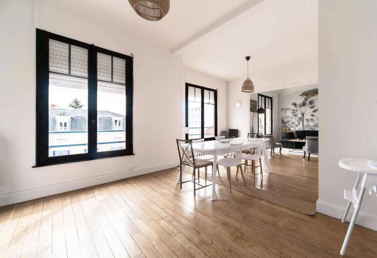 Residence Le Paris - Appartements Centre Ville 비시 외부 사진