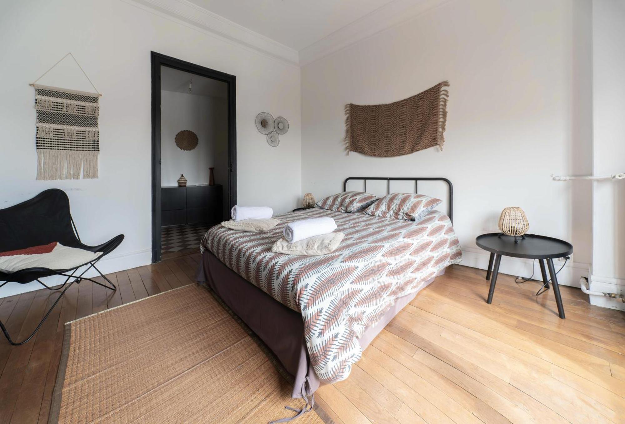 Residence Le Paris - Appartements Centre Ville 비시 객실 사진
