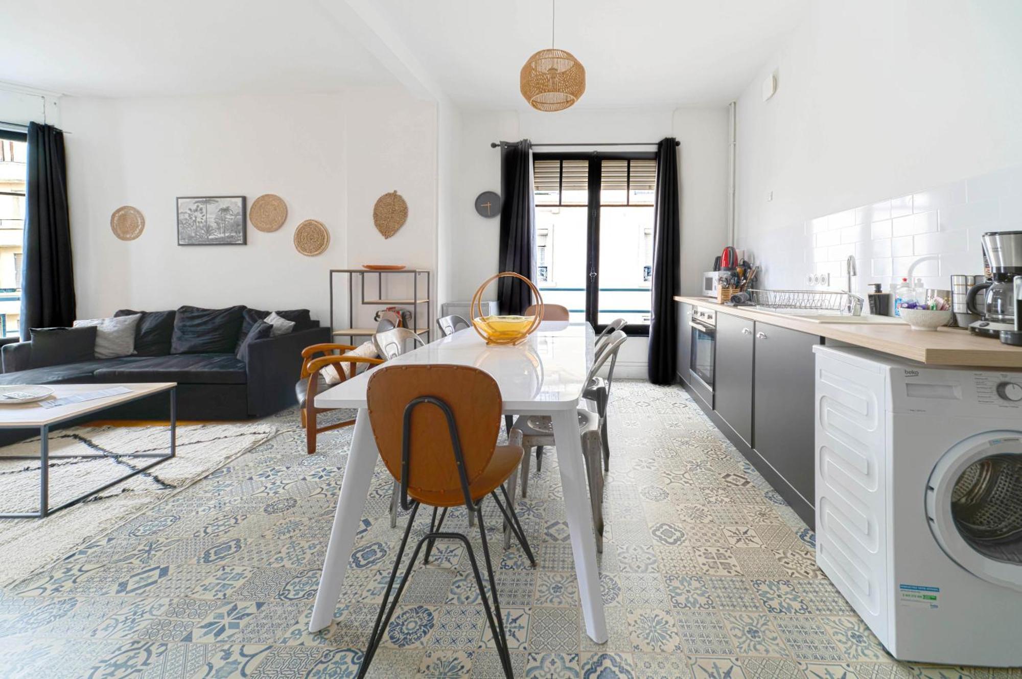 Residence Le Paris - Appartements Centre Ville 비시 객실 사진